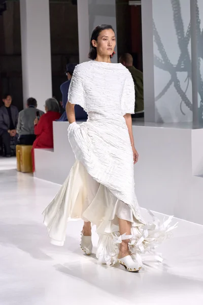 Look 75